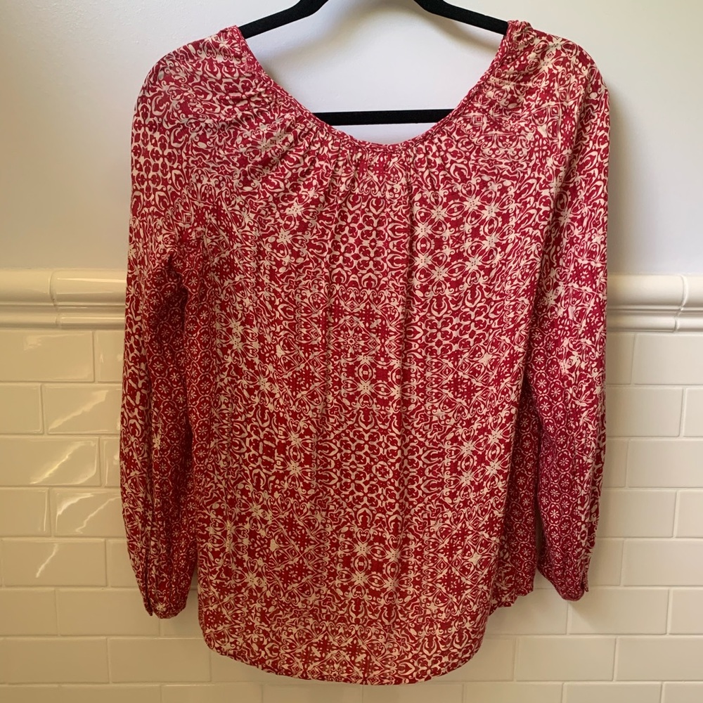 Patterned Blouse - Picture 2 of 6